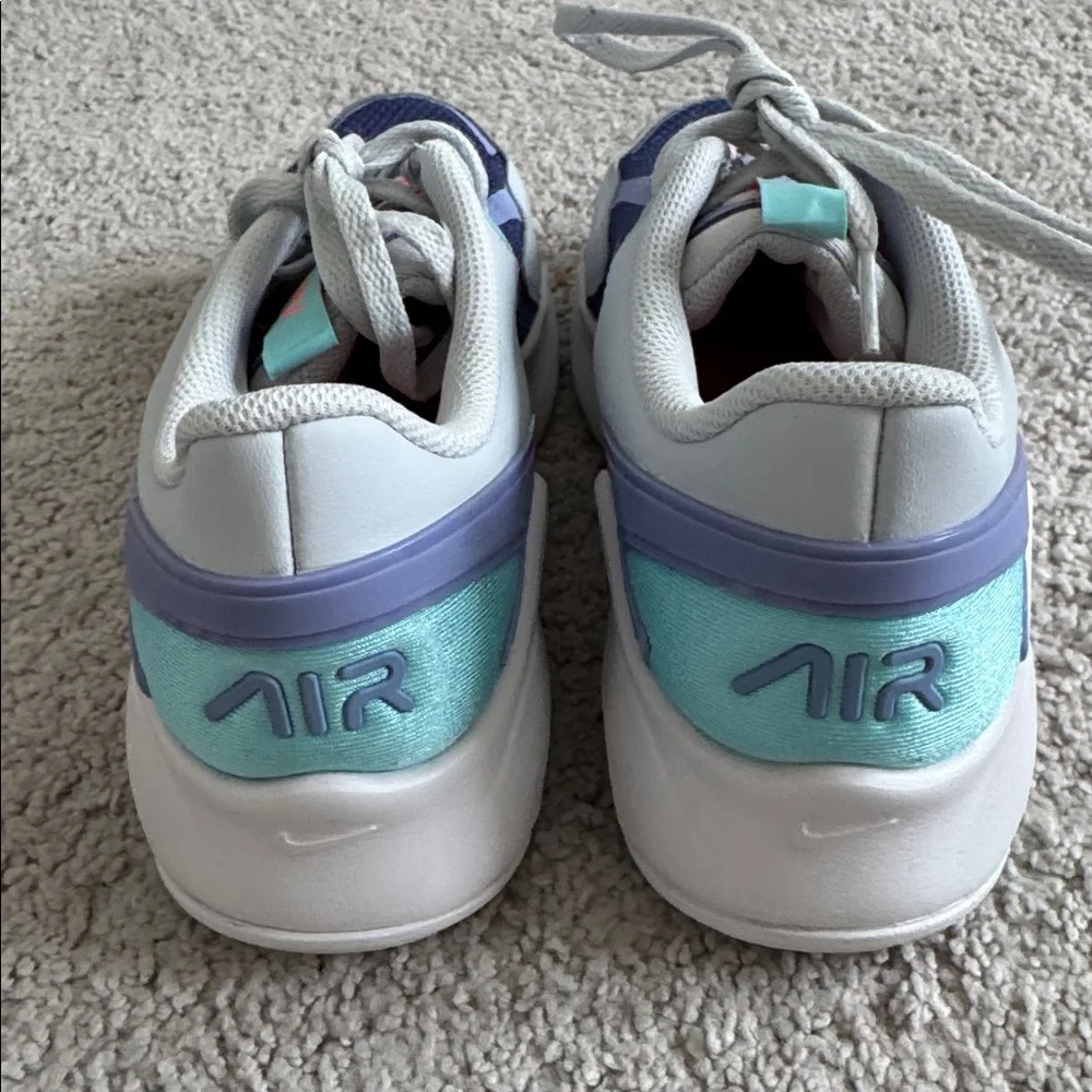 Nike Air Max Bolt Sneaker Multicolor Da Ragazzi CW1626-500 Purple - Size 6.5 Y